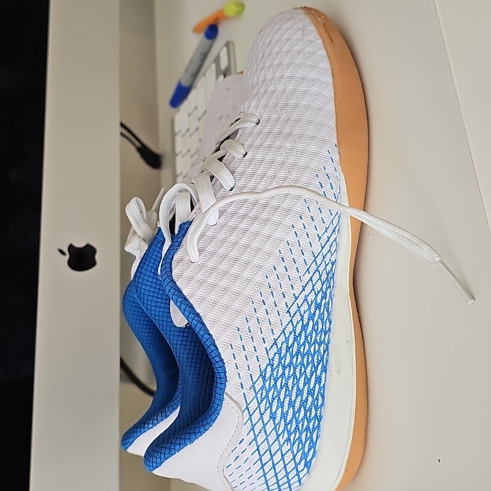 Boys Girls Child Athletic Lace Up Indoor Trainer Soccer Sneakers Kids SIZE 2